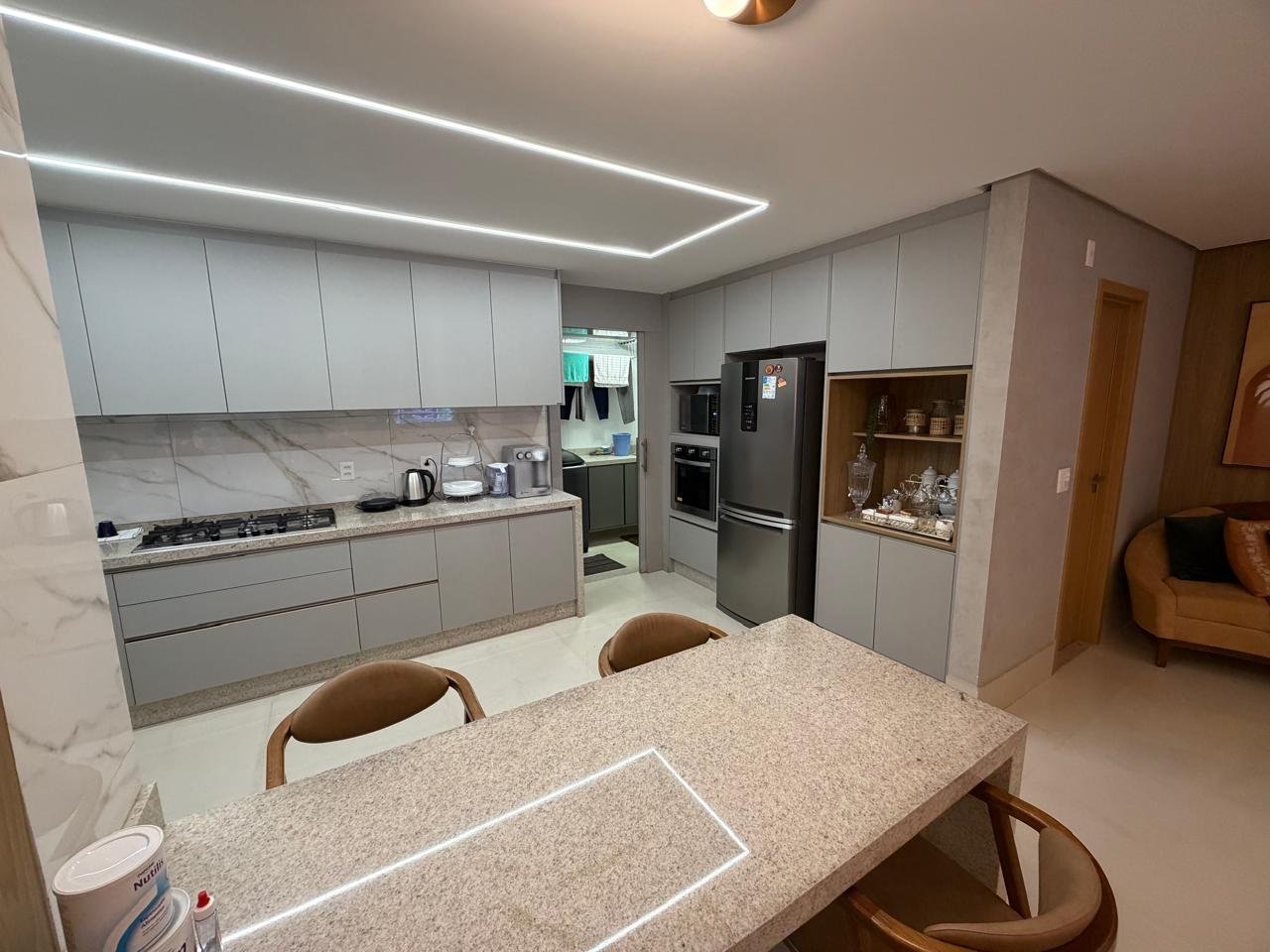 Apartamento de Luxo com 3 Suítes e Elevador Privativo - Setor Bueno