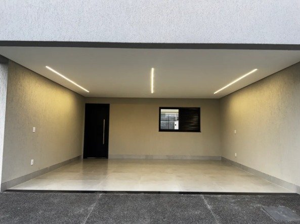 Sobrado Alto Padrão com 5 Suítes e Piscina no Jardins Capri