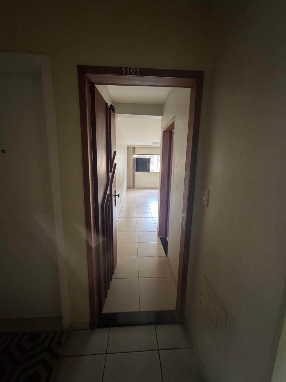 Apartamento Amplo 3 Quartos com Suíte no Setor Oeste - Nascente no 11º Andar