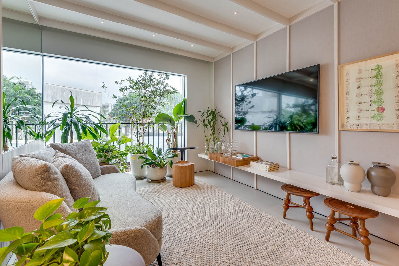 Apartamento 2Q Alto Padrão no Setor Bueno - Edifício Sync - Andar Alto Nascente