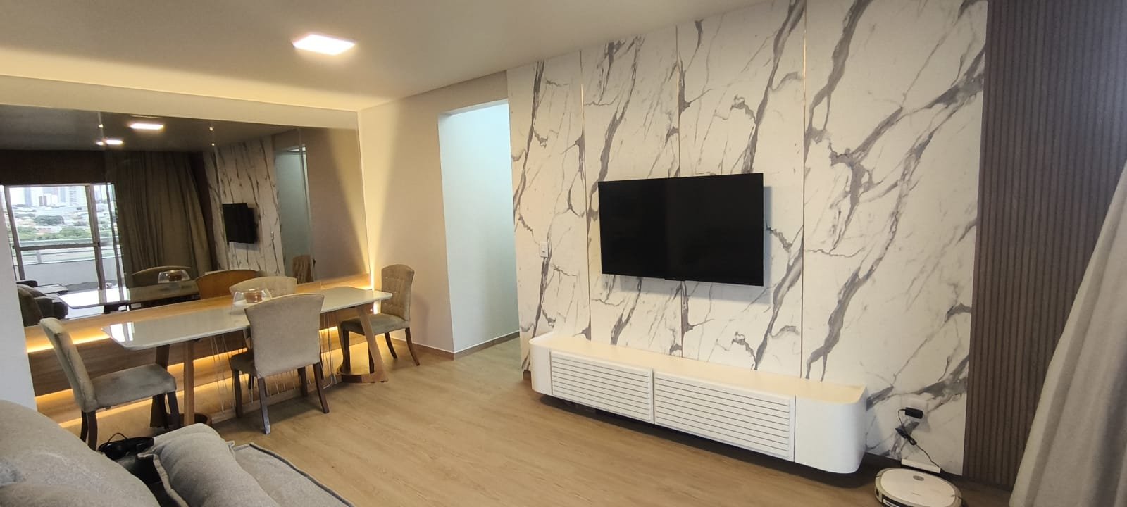 Apartamento Exclusivo 98m² com 3 Quartos (2 Suítes) - Alto da Glória