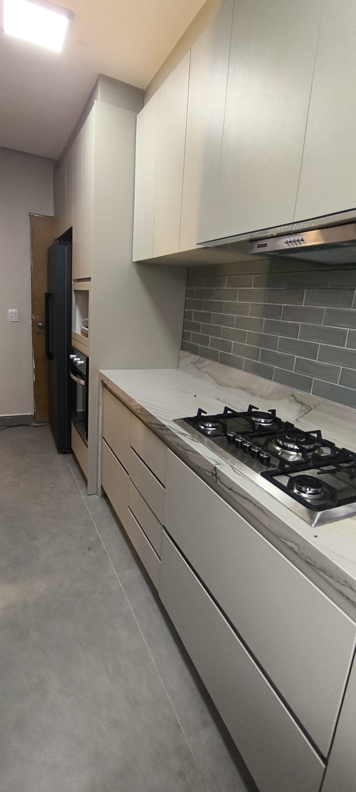 Apartamento Exclusivo 98m² com 3 Quartos (2 Suítes) - Alto da Glória