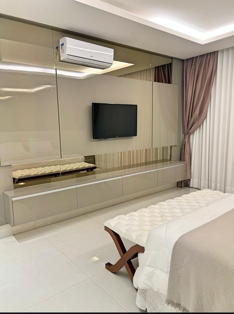 Sobrado de Alto Padrão com 5 Suítes - Jardins Lisboa