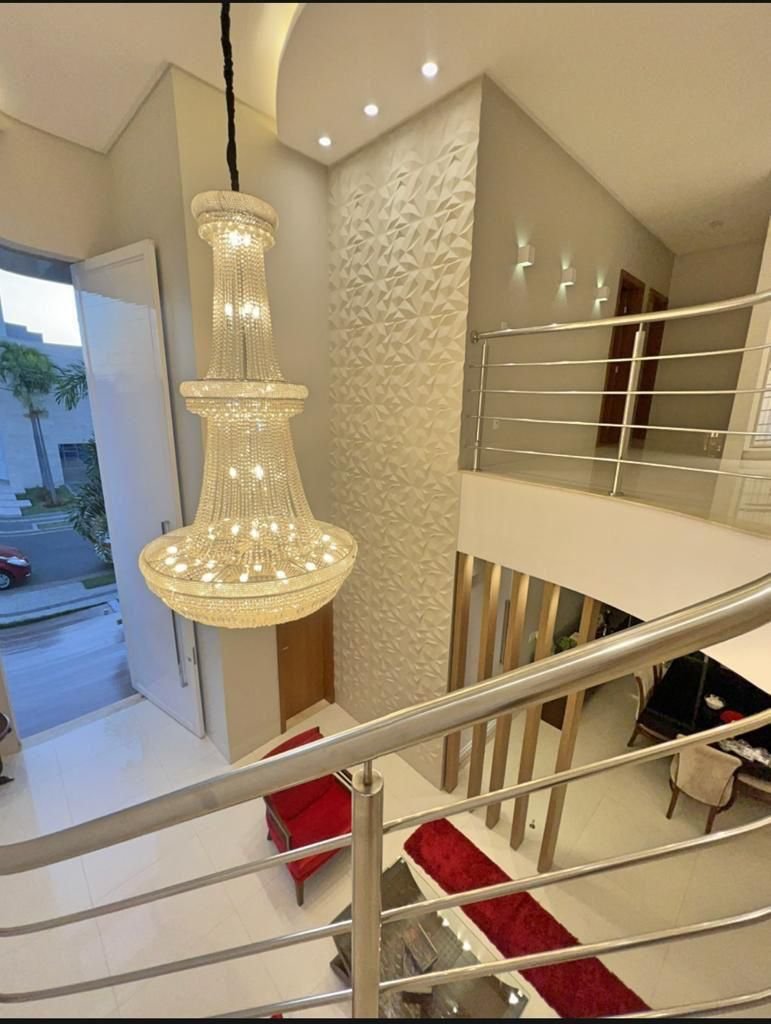 Sobrado de Alto Padrão com 5 Suítes - Jardins Lisboa