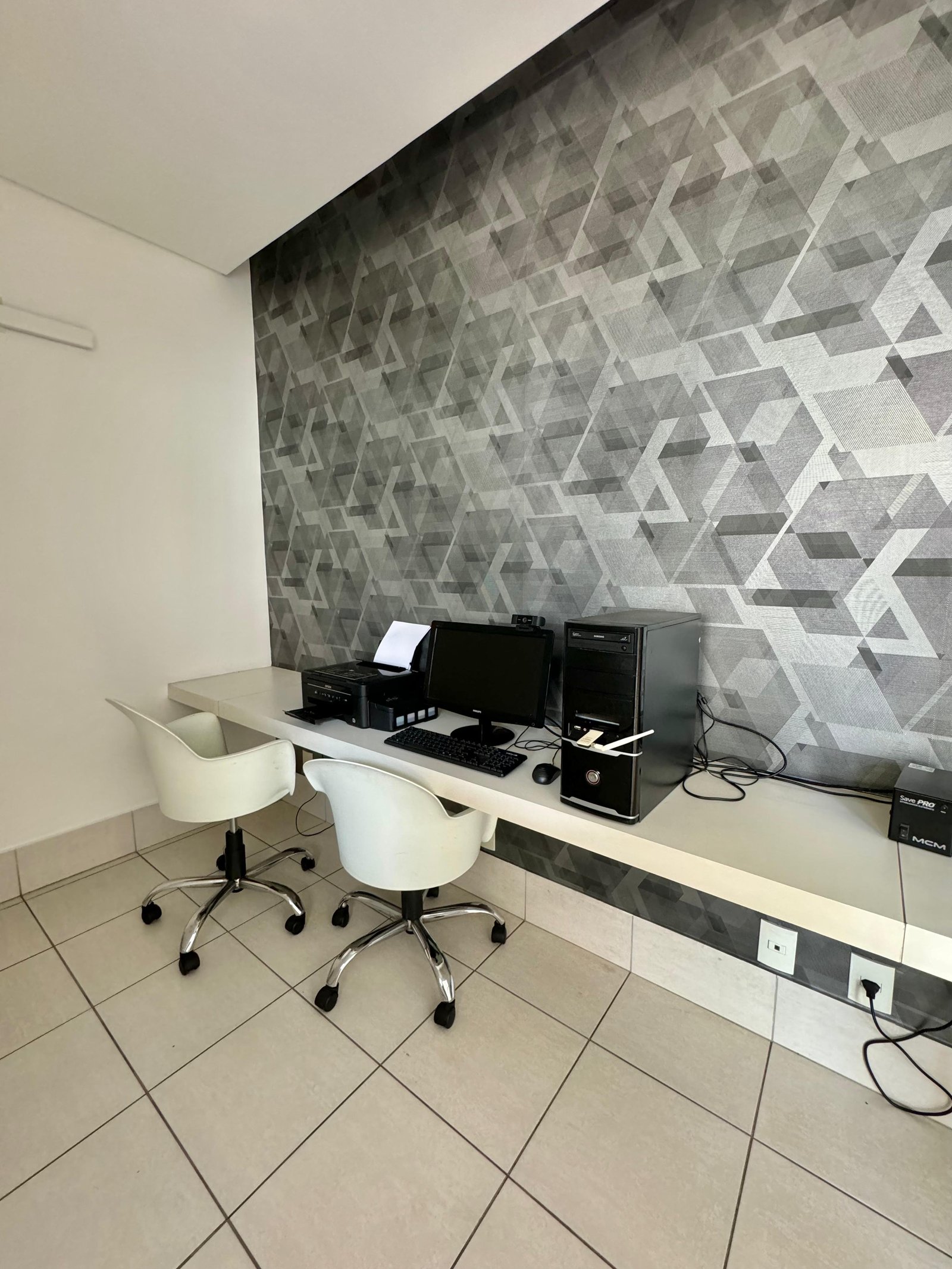 Apartamento Mobiliado 3 Quartos com 1 Suíte - Condomínio Completo