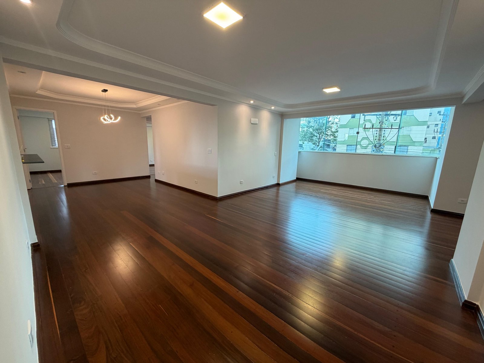 Apartamento Reformado 160m² - Edifício Grécia - Setor Oeste