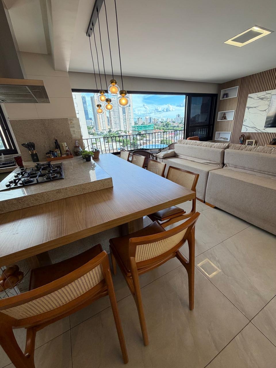 Apartamento Alto Padrão no Residencial Jardim Bueno -  3 Suítes com Armários, Projeto Luminotécnico e Churrasqueira Gourmet