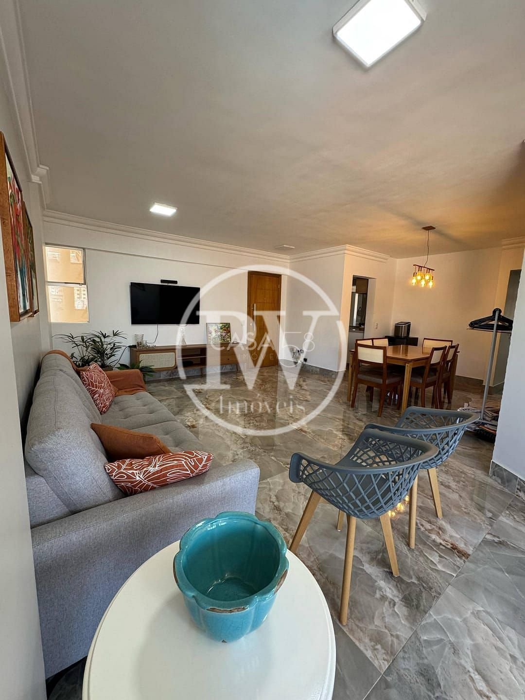 Apartamento Reformado à Venda no Edifício Valence – Setor Bueno, Goiânia