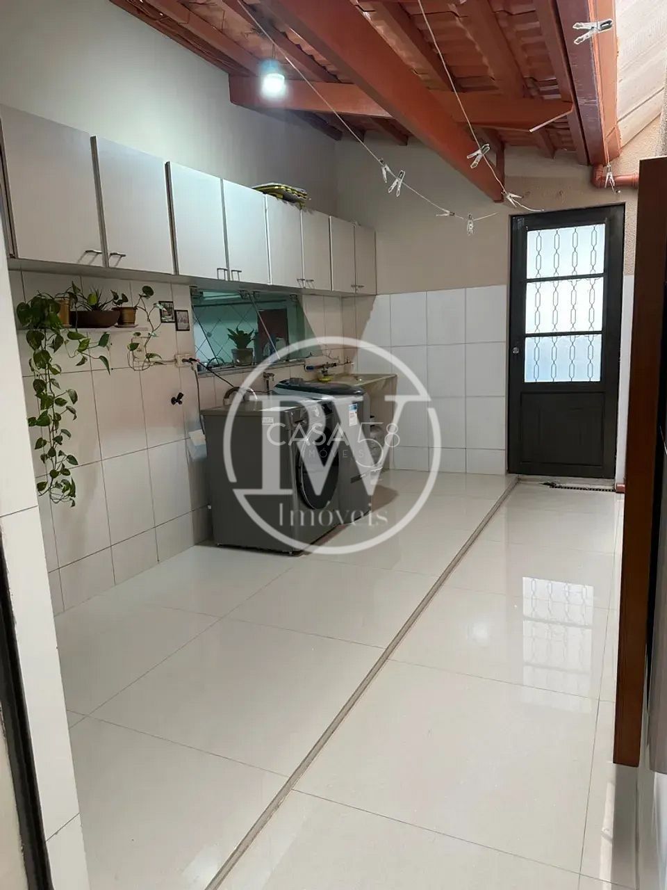 Sobrado de alto padrão à venda no Parque Amazônia – 4 quartos, 2 suítes, 330m²