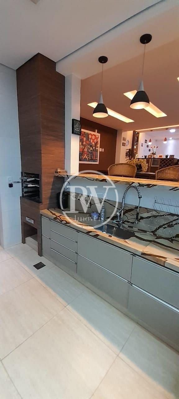 Mansão Exclusiva de Alto Padrão no Condomínio do Lago | 830m² | 5 Suítes