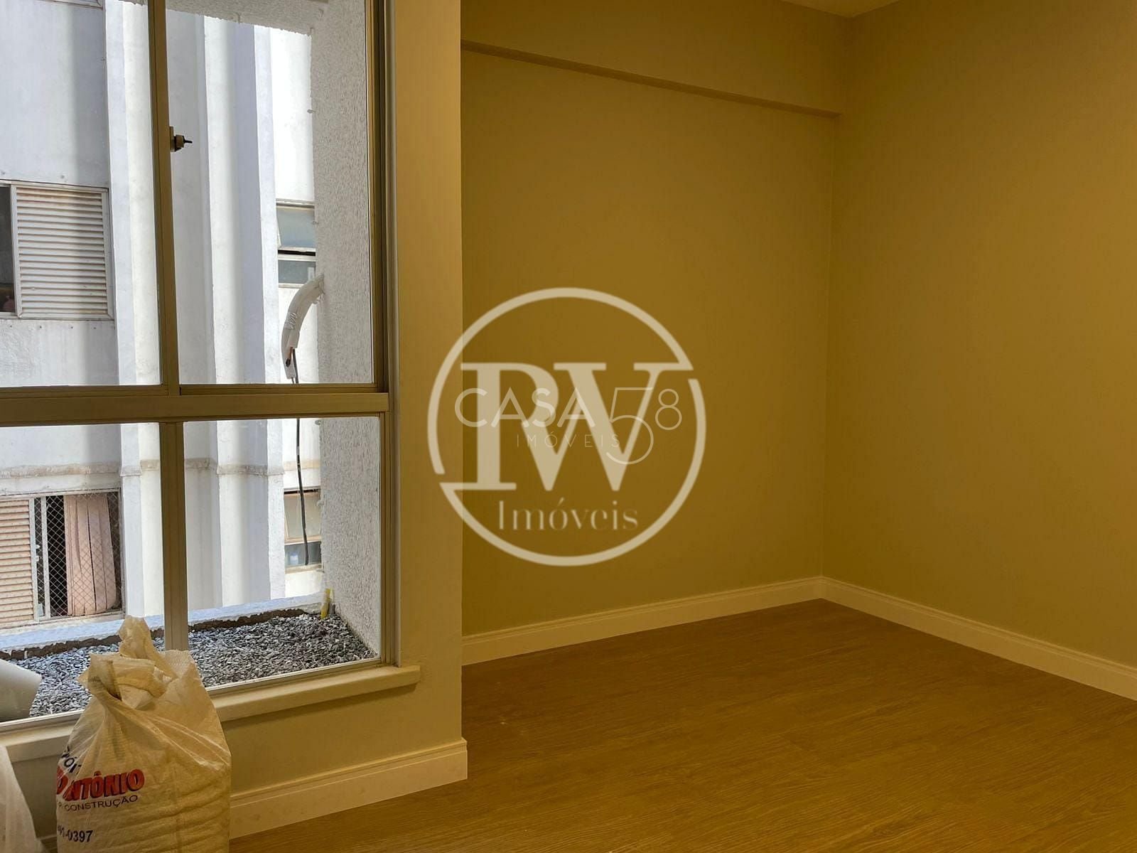 Apartamento Reformado no Setor Bueno - 2 Quartos, Suíte, Home Office e 84 m²