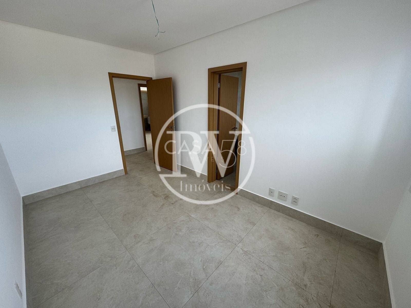Apartamento à Venda no Skygarden Marista – 4 Suítes – 227m² – 38º Andar