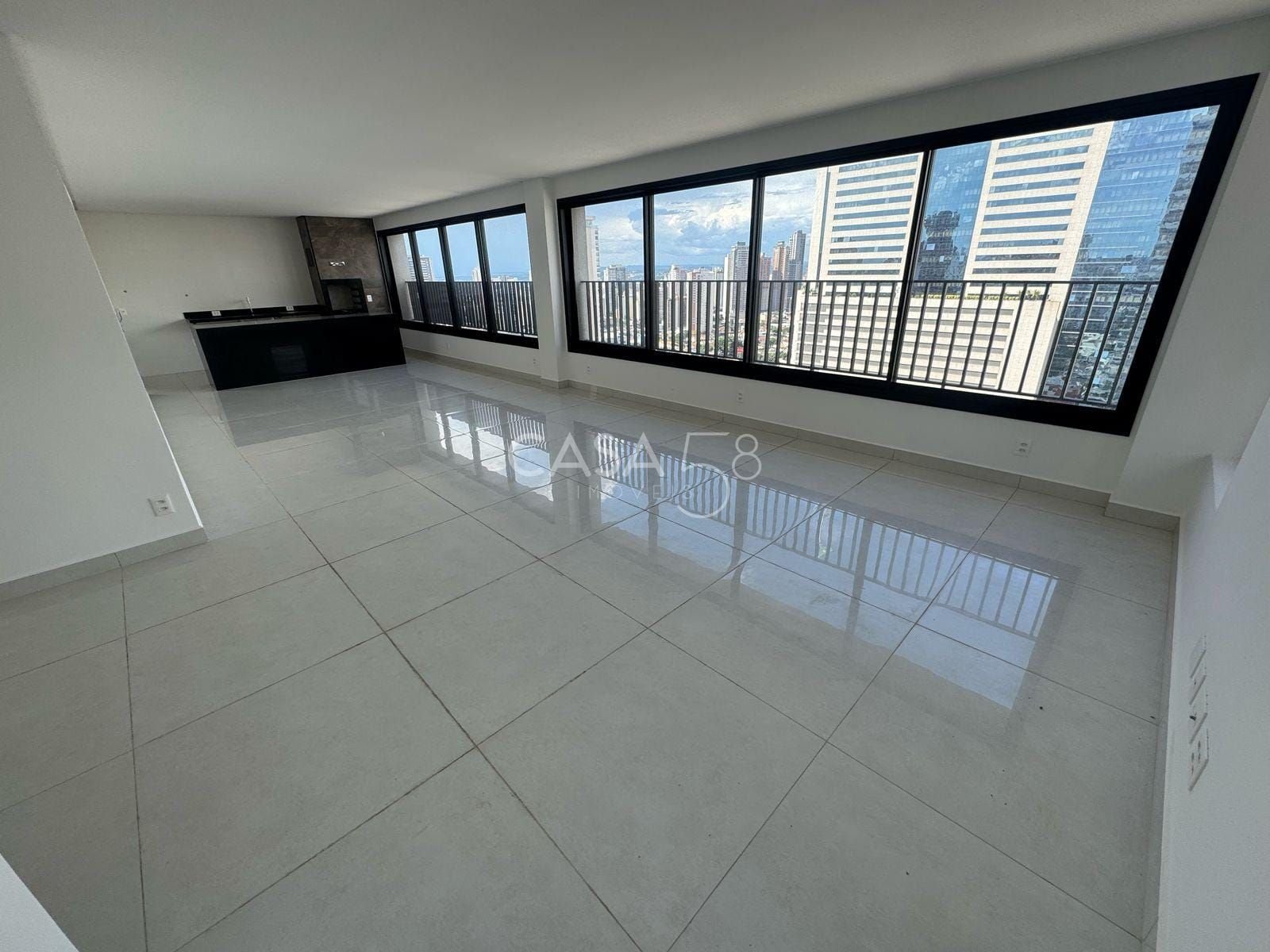 Apartamento de Alto Padrão no Cristal Tower – Setor Bueno, 202 m² | 4 Suítes