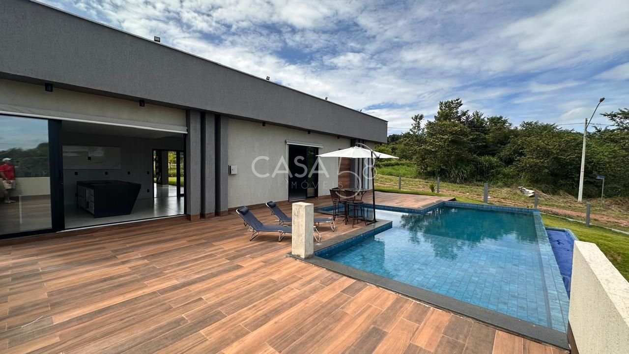 Casa Térrea de Alto Padrão no Condomínio Monte Sião – Complexo Arca Parque