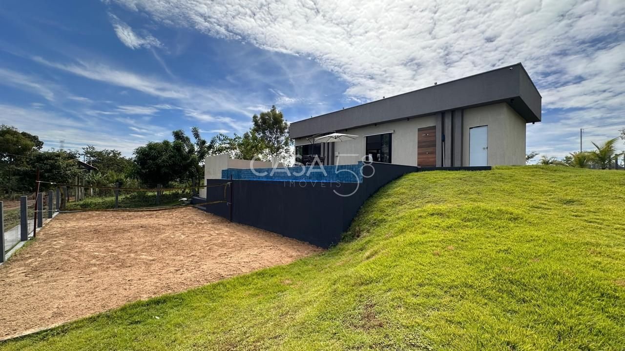 Casa Térrea de Alto Padrão no Condomínio Monte Sião – Complexo Arca Parque