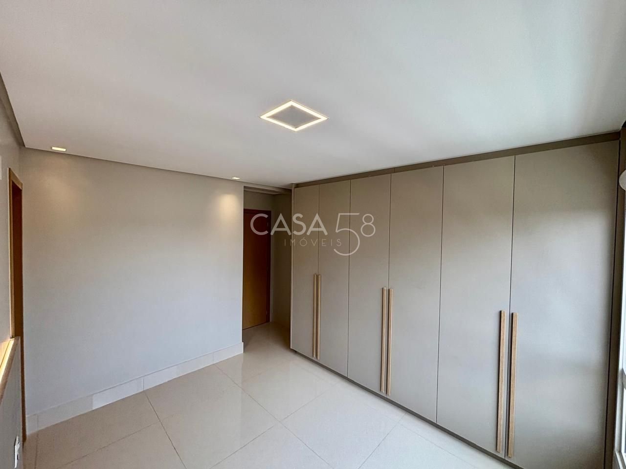 Apartamento de 139 m² com 3 Suítes e Varanda Gourmet – Localização Privilegiada