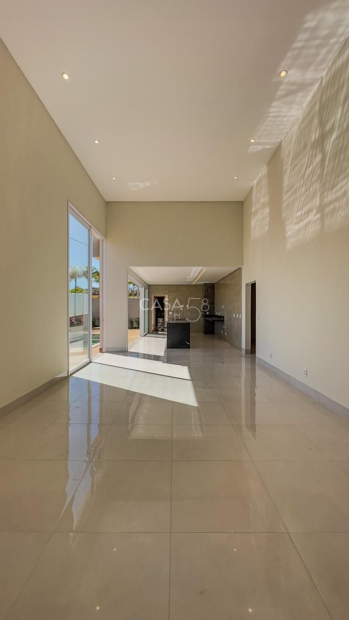 Casa Térrea de Alto Padrão à Venda | 3 Suítes | Piscina | Área Gourmet