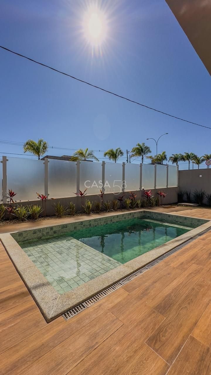 Casa Térrea de Alto Padrão à Venda | 3 Suítes | Piscina | Área Gourmet