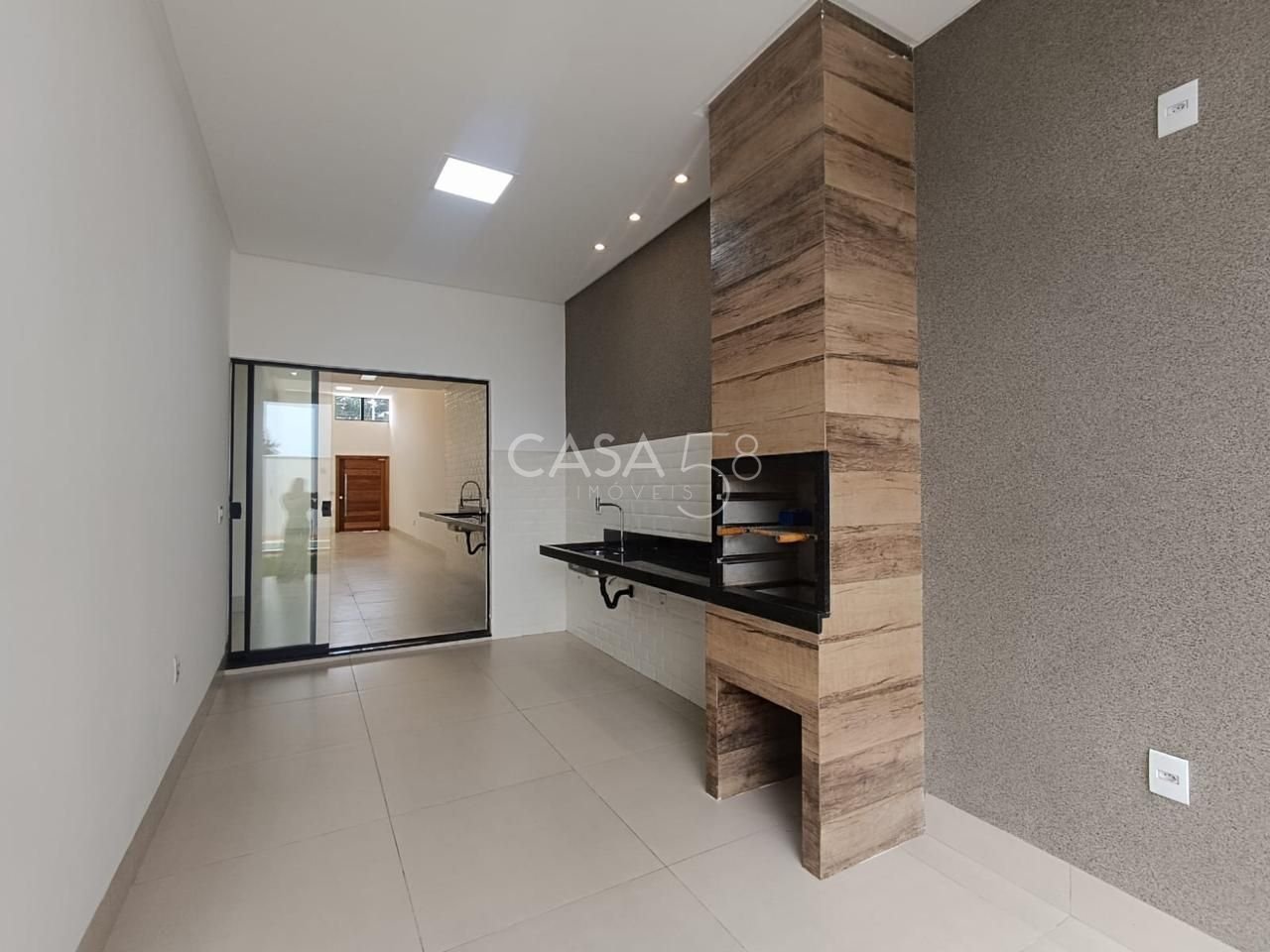 Casa Térrea Moderna com 3 Suítes, Piscina e Gourmet – 160m² Construídos