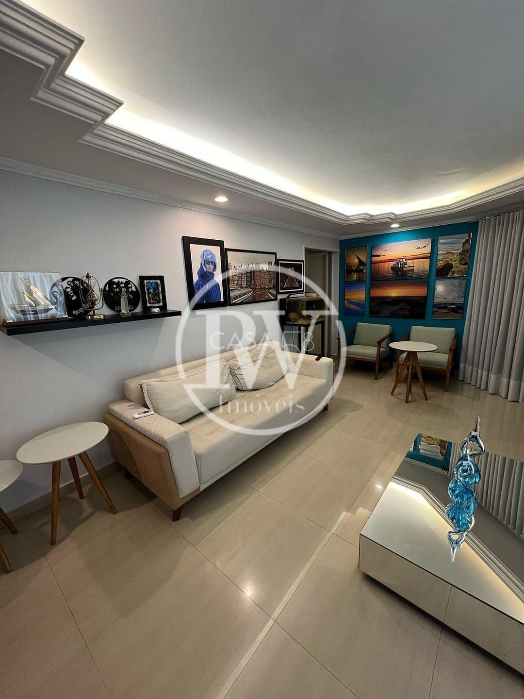 Casa à Venda no Jardim Planalto em Goiânia – 3 Quartos, Piscinas, Energia Solar