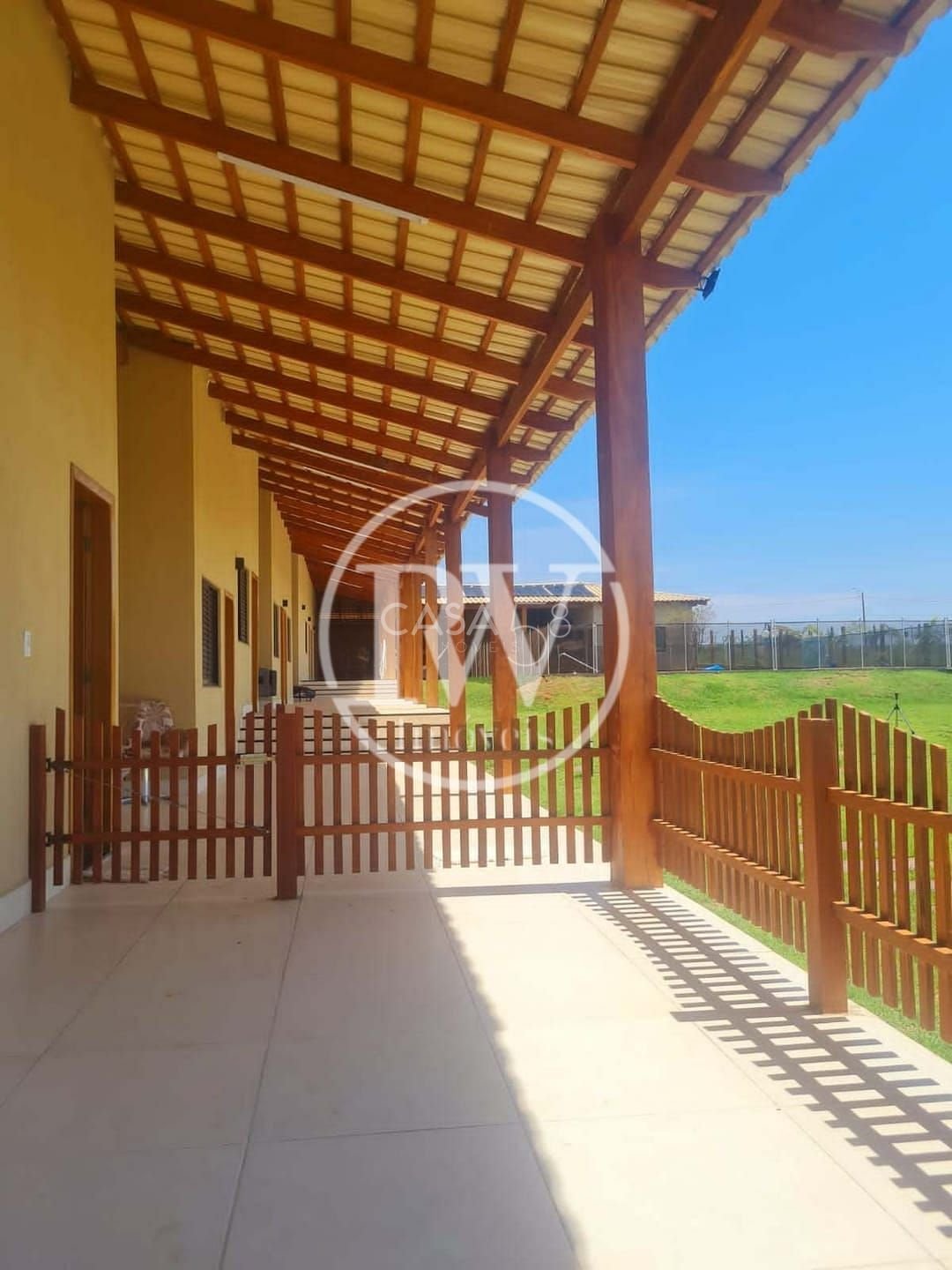 Casa em Condomínio Fechado à Venda – 6 Suítes – 430 m² Construídos – 1.500 m²