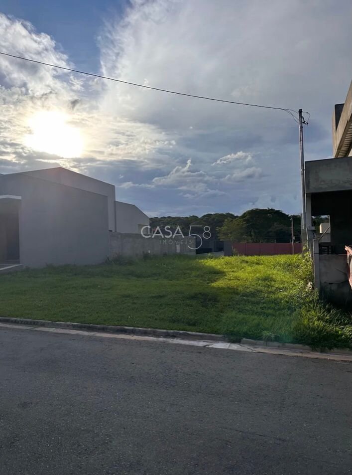 Lote à Venda no Jardins Porto – Senador Canedo |461m²| Próximo ao Lago e Quadras