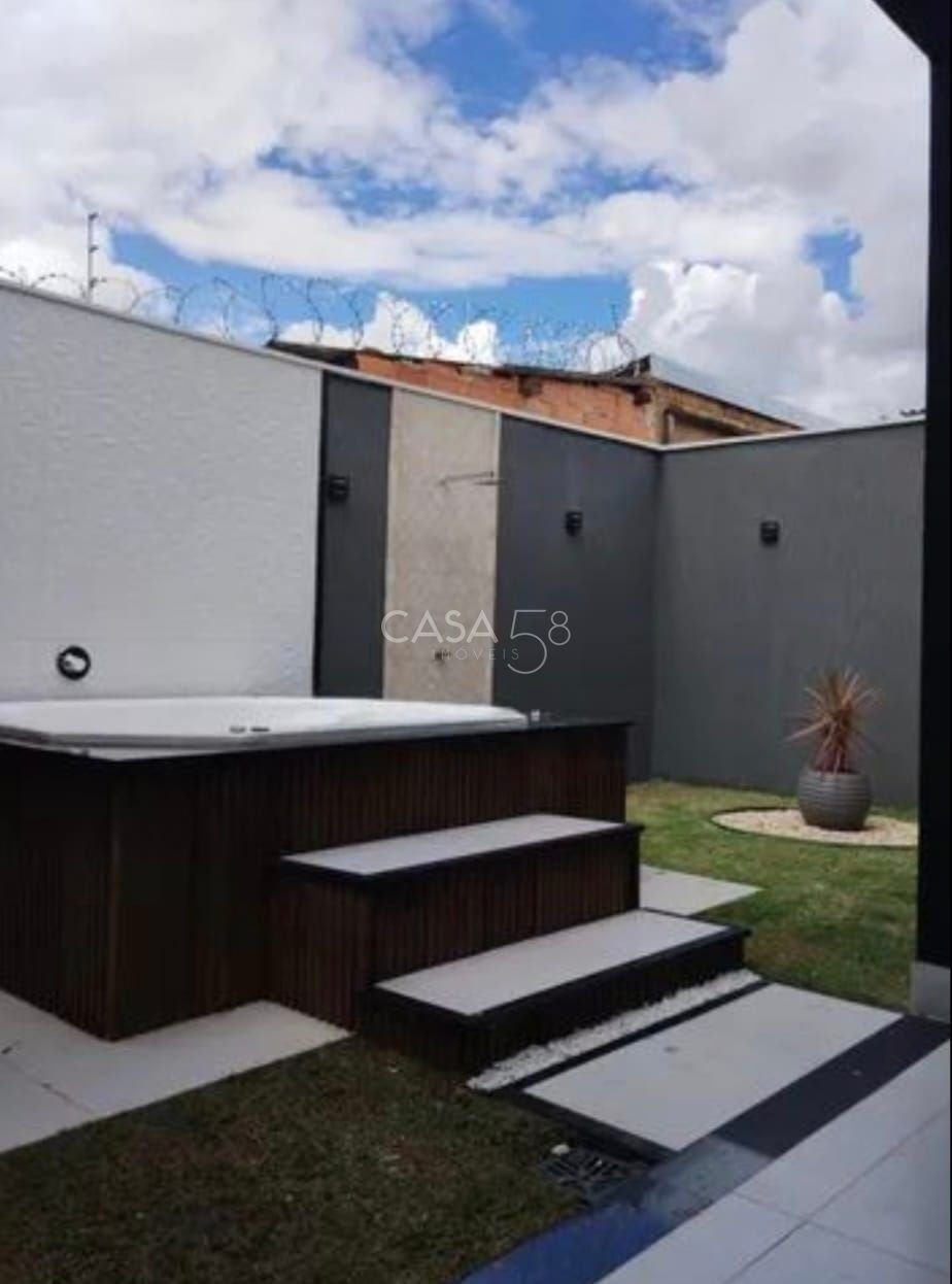 Casa 3 Suítes com Ofurô – Jardim América