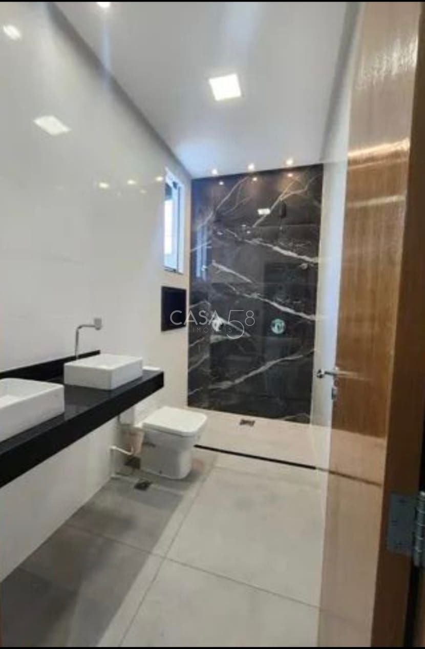 Casa 3 Suítes com Ofurô – Jardim América