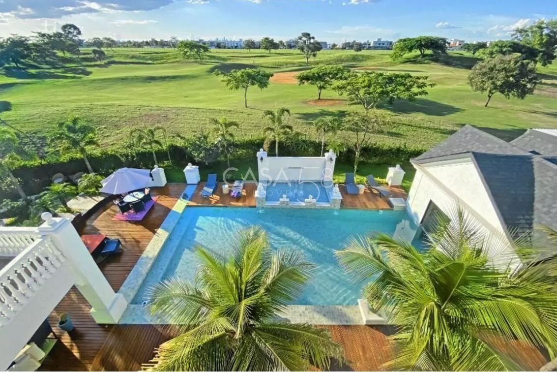 Sobrado Mansão de Luxo em condominio fechado, sendo 07 quarttos e 7  Suítes, em