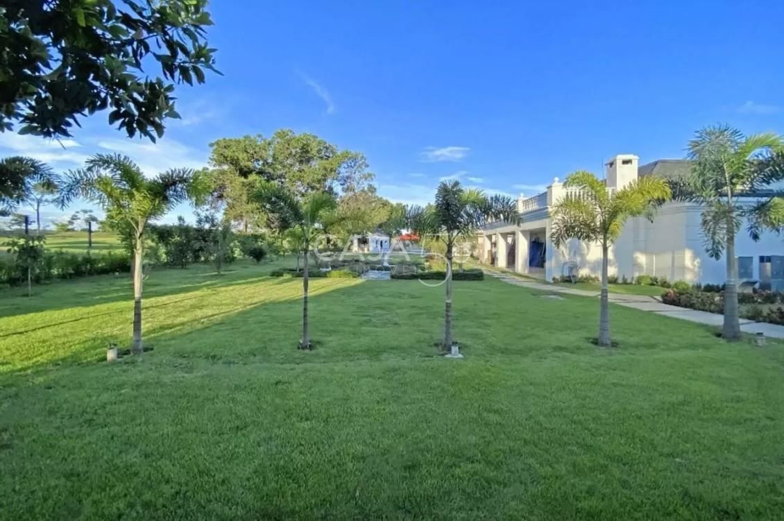 Sobrado Mansão de Luxo em condominio fechado, sendo 07 quarttos e 7  Suítes, em