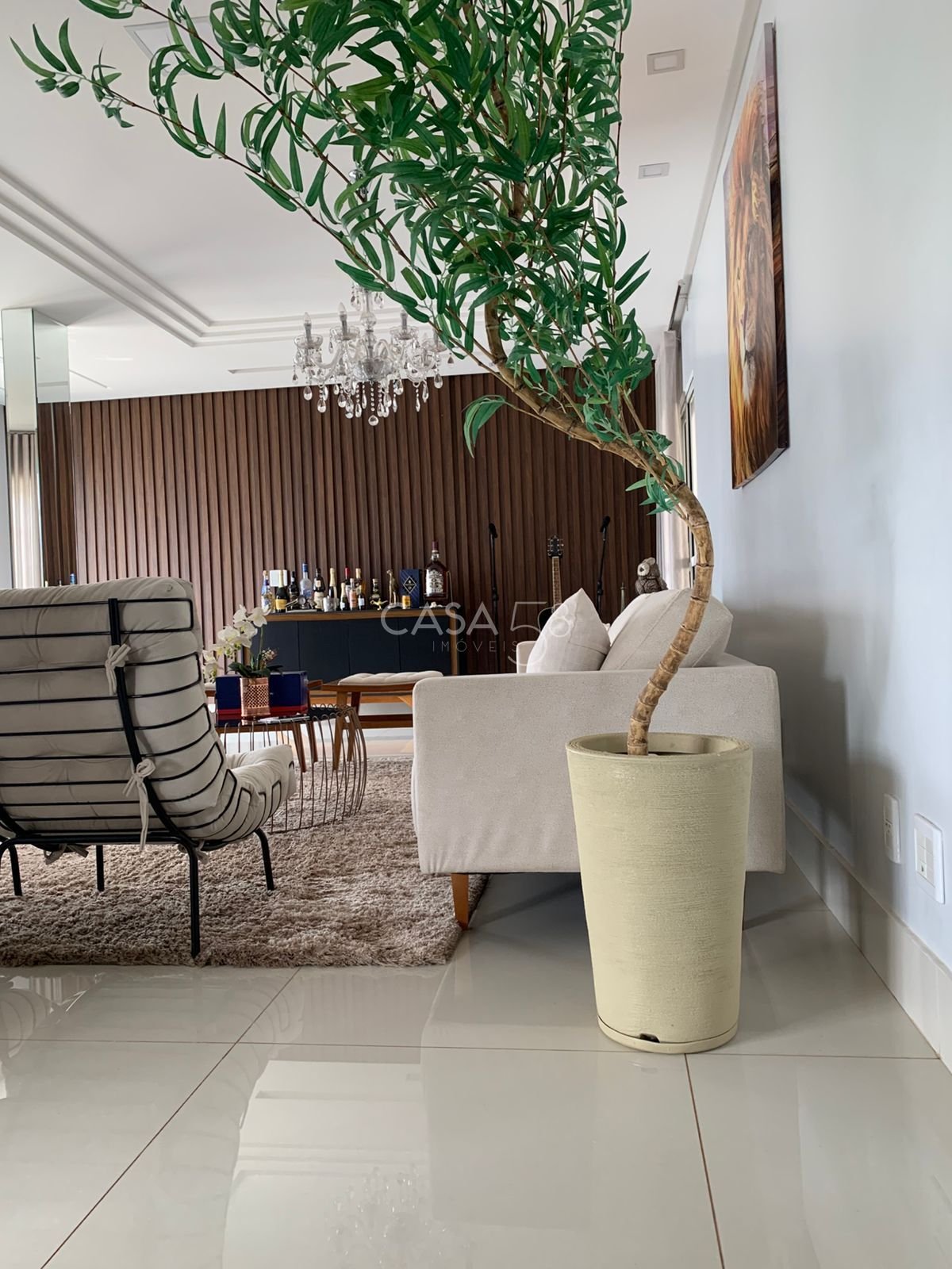 Sobrado de Esquina à Venda no Jardins Madri |3 suites| Piscina | – Goiânia/GO