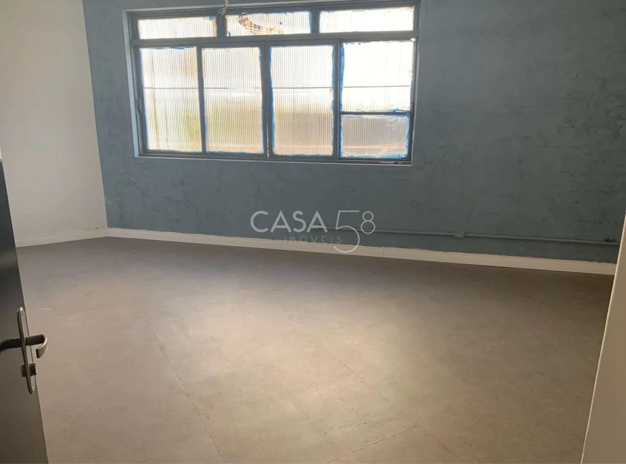 Imóvel Comercial à Venda no Centro de Goiânia na rua 8