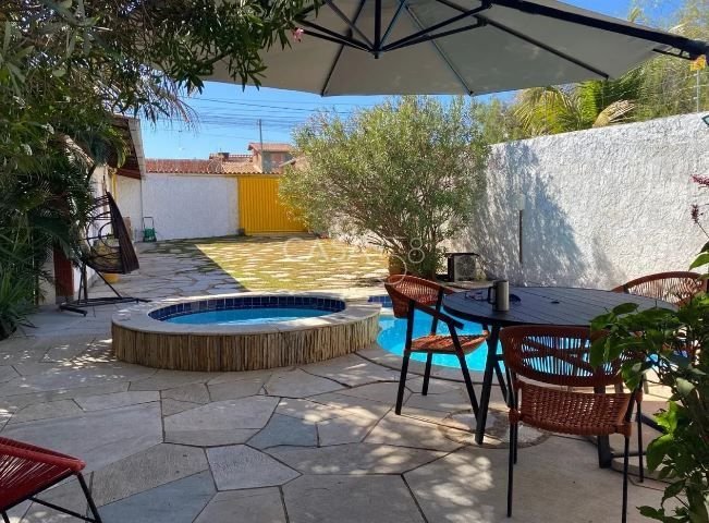 Casa a venda 3 Quartos sendo 3 suites em Pirenopolis-GO.