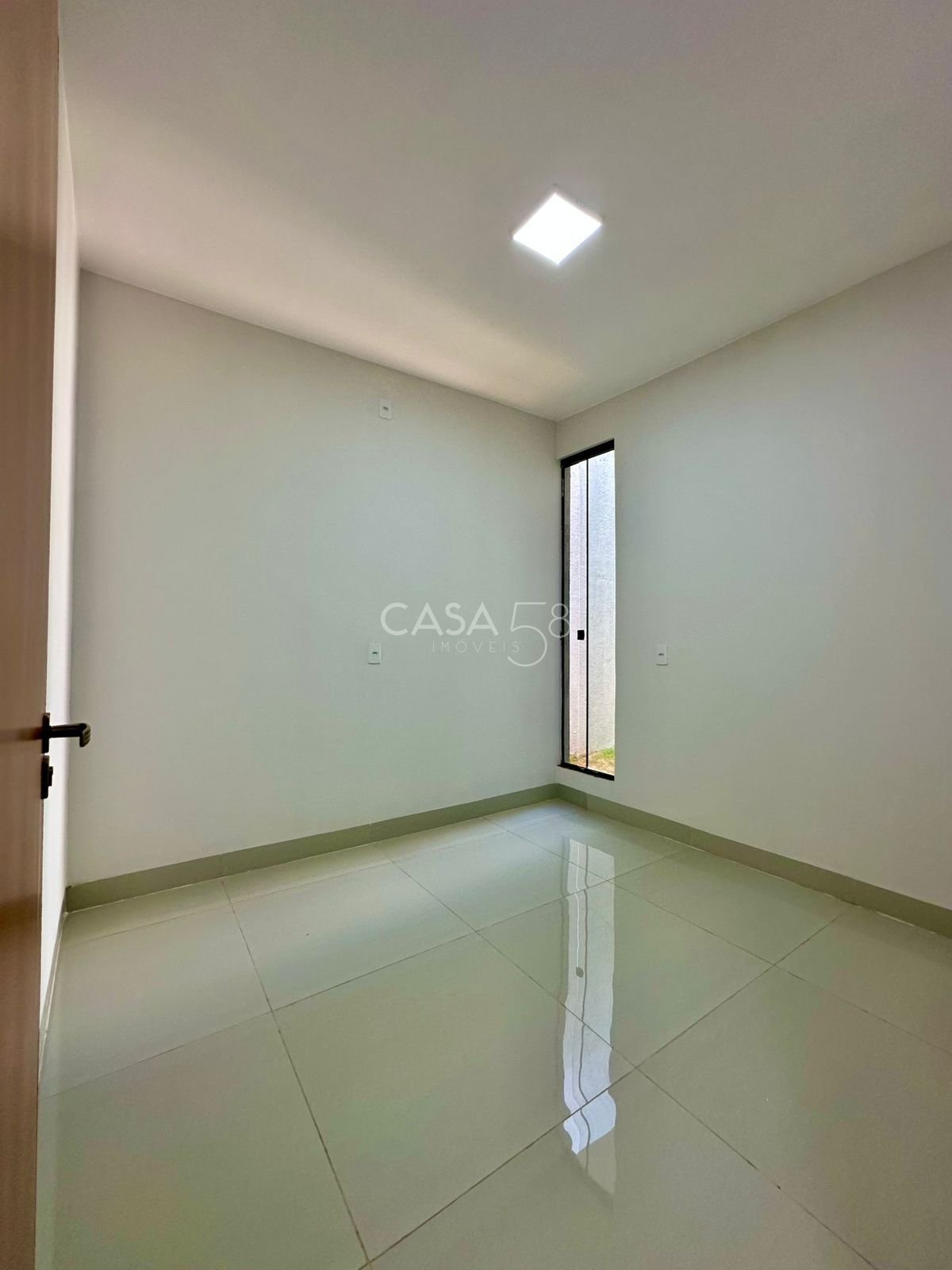 Casa à Venda no Jardim Colorado em Goiânia – Completa e com Acabamento Premium!