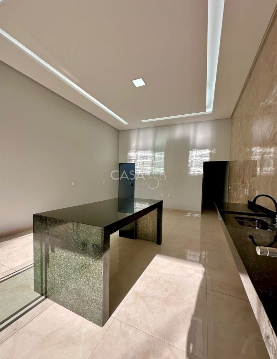 Casa à Venda no Jardim Colorado em Goiânia – Completa e com Acabamento Premium!