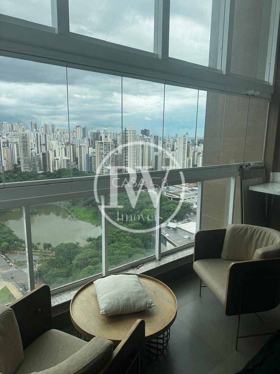 Apartamento à venda, Setor Bueno, 2 Quartos sendo 2 Suítes, 75m².