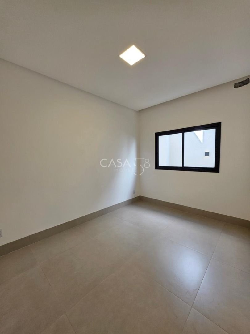 Casa Deslumbrante a venda na Vila João Vaz|Goiânia  – Conforto e Sofisticação