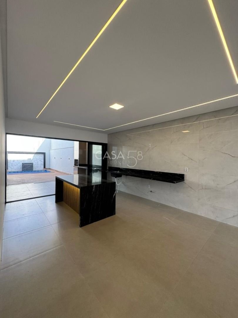 Casa Deslumbrante a venda na Vila João Vaz|Goiânia  – Conforto e Sofisticação