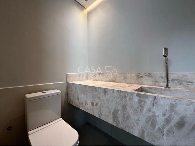 Sobrado no Jardins Capri – Conforto, Sofisticação e Exclusividade