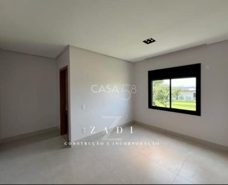 Sobrado no Condomínio Parqville Jacarandá