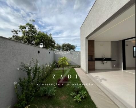 Sobrado no Condomínio Parqville Jacarandá