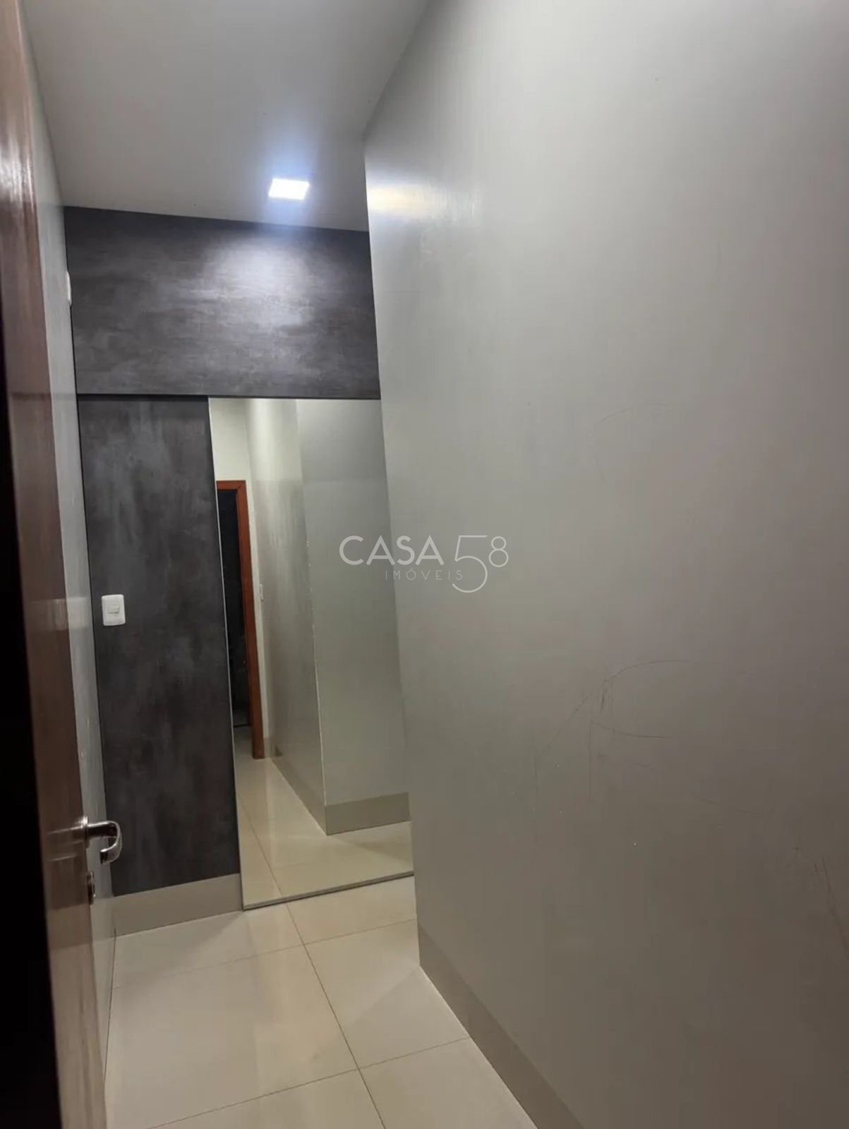 Casa Térrea à Venda no Jardim Atlântico – Lote Inteiro e Repleta de Conforto!