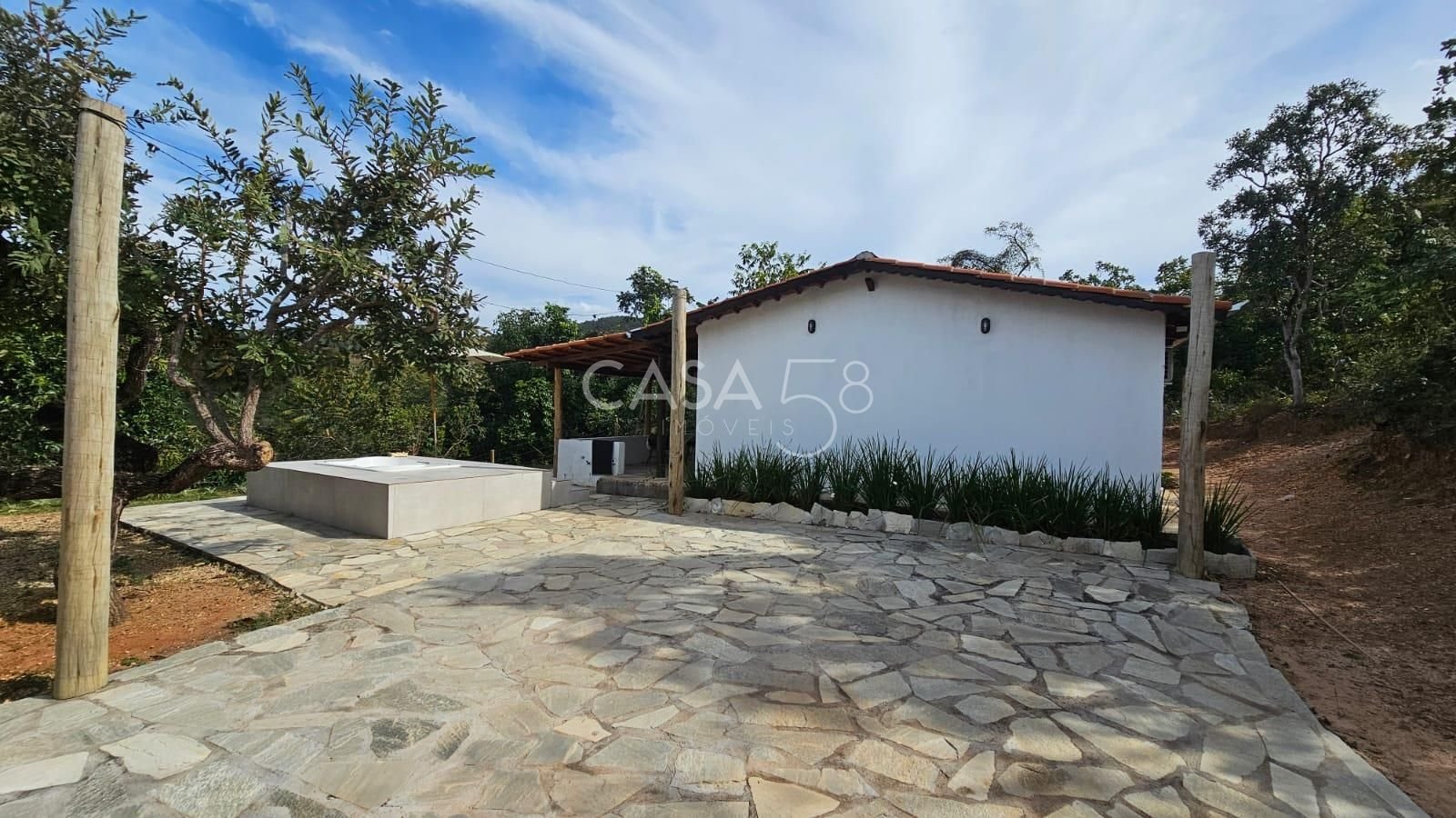 Chácara à Venda em Pirenópolis 1 Alqueire Região da Fazenda Chapada Villa Odara