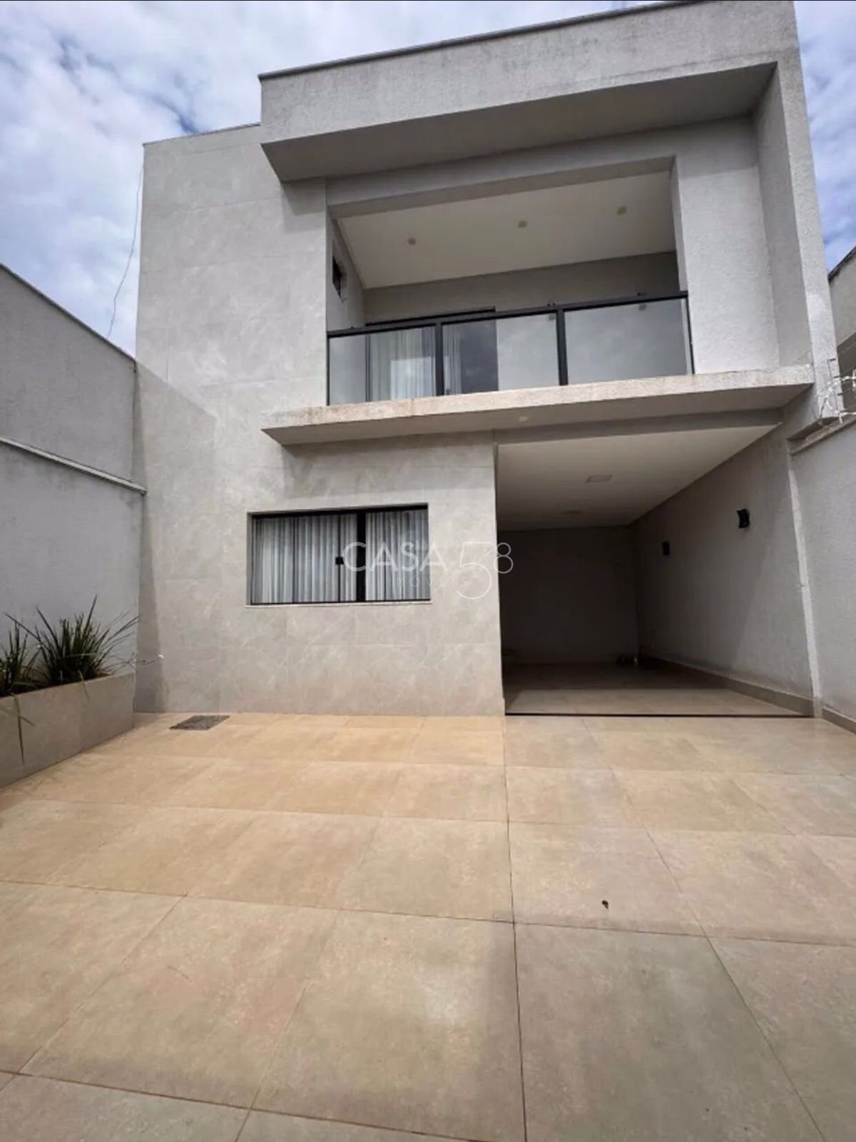 Sobrado à Venda no Parque Amazônia – Goiânia