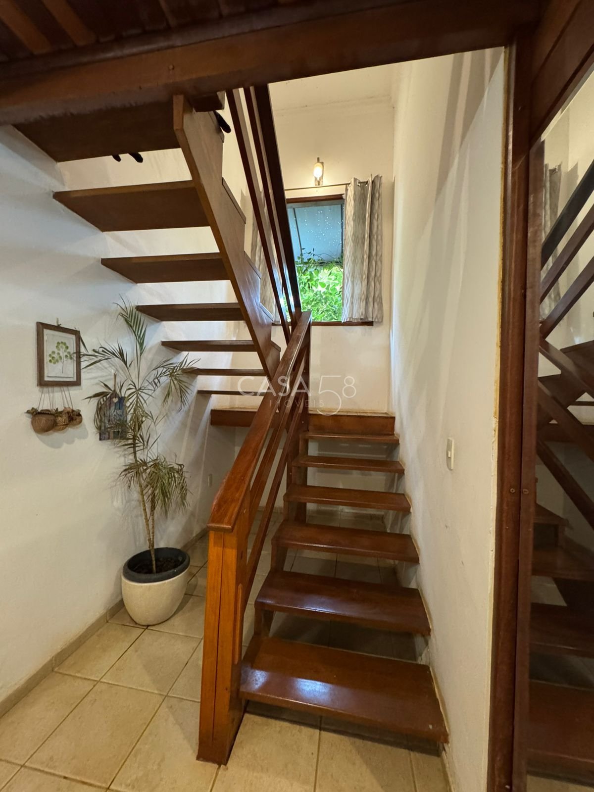 Sobrado 4 Suítes no Portal do Sol 1 – Estilo Rústico - Piscina e Aceita Permuta