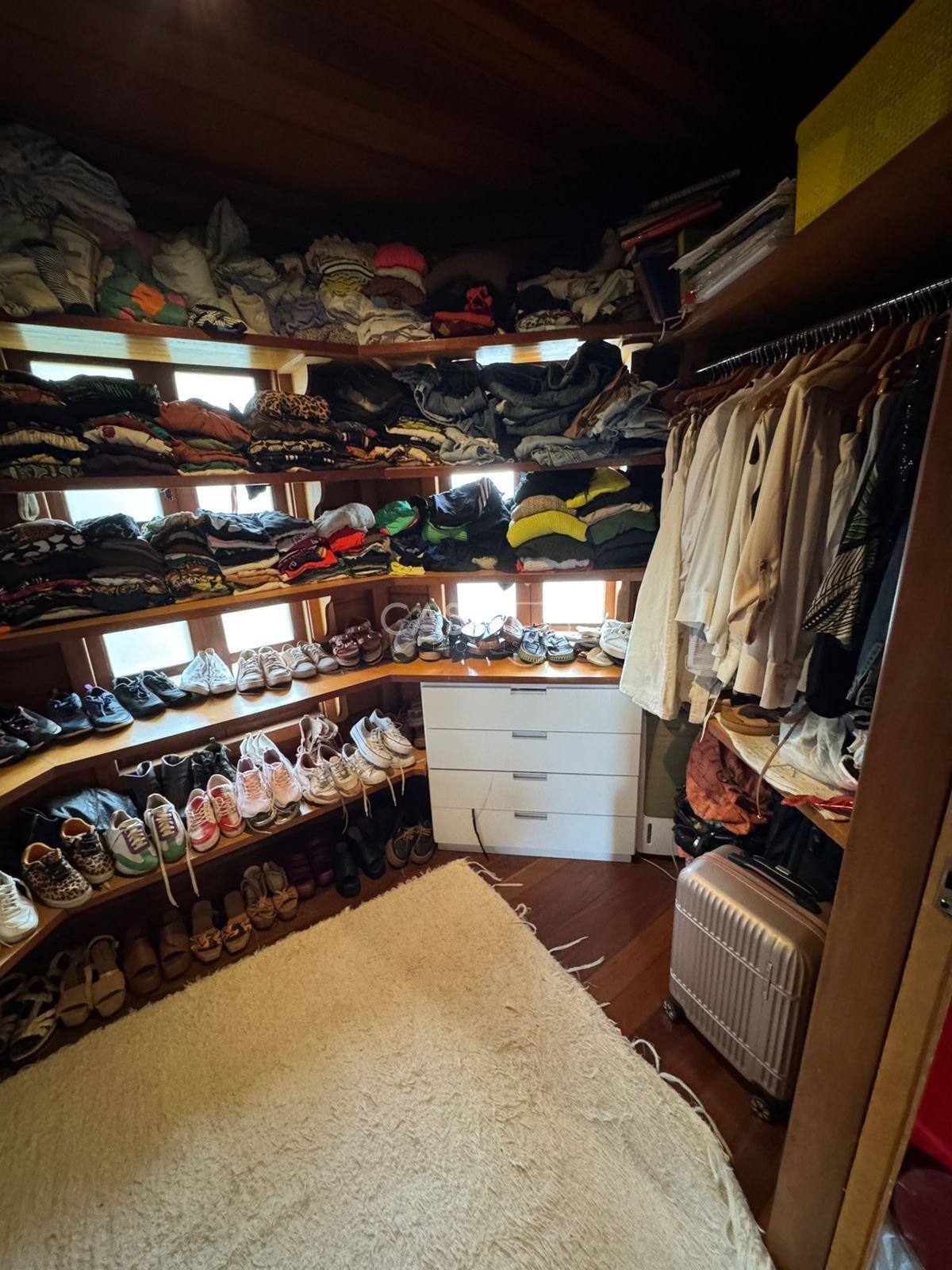 Sobrado 4 Suítes no Portal do Sol 1 – Estilo Rústico - Piscina e Aceita Permuta