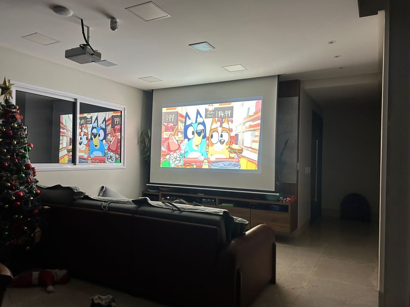 Sobrado de Alto Padrão à Venda no Jardins Barcelona - 4 Quartos, Piscina