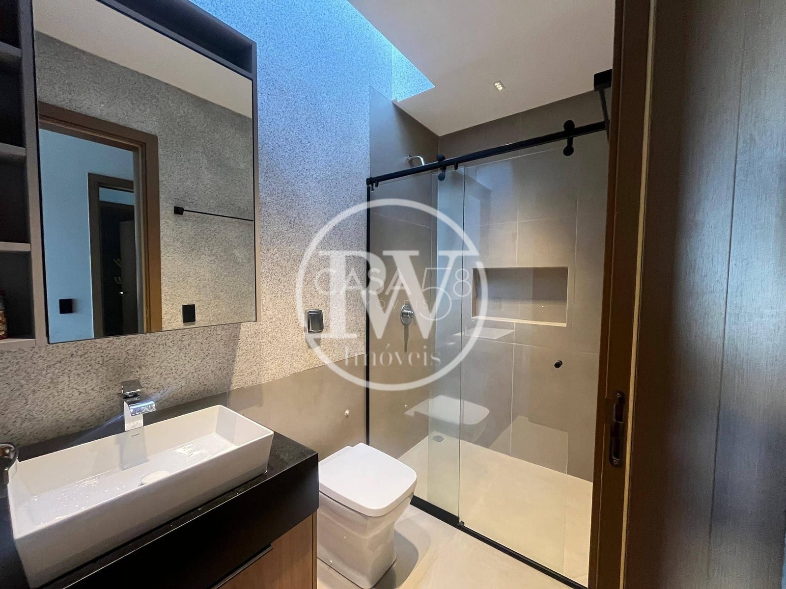 Casa à venda, Jardins Capri, Senador Canedo, 4 Suítes