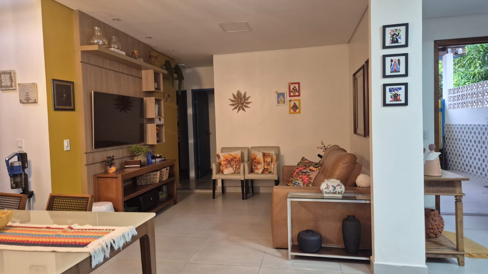 Casa de Luxo com 3 Suítes e Área de Lazer Completa - Centro Histórico